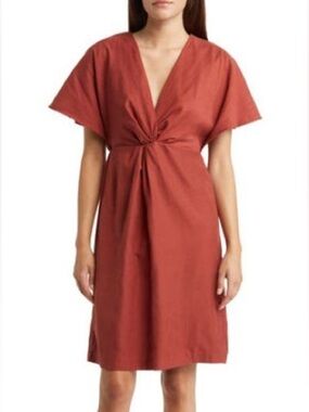 Julia Jordan Flutter Sleeve Twist Front Dress in Rust Size 14
